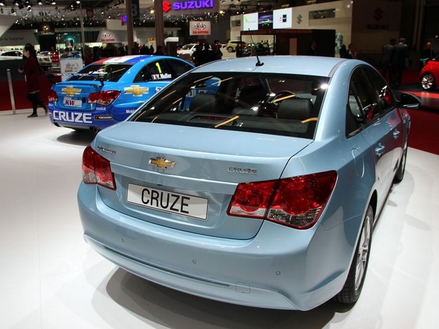 CRUZE Ph II - 4 portes 2012-2015